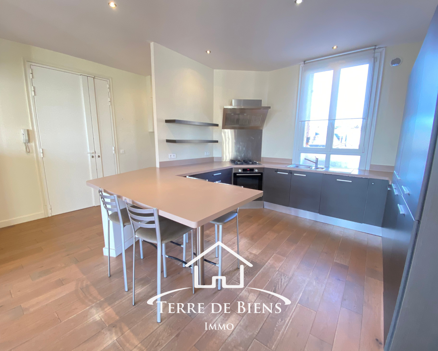 Appartement - 127 m² - 5 pièces