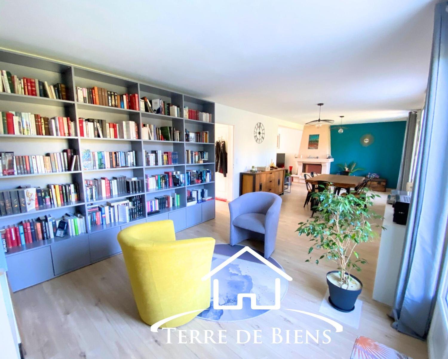 Maison - 111 m² - 5 pièces - Vic s/ Aisne