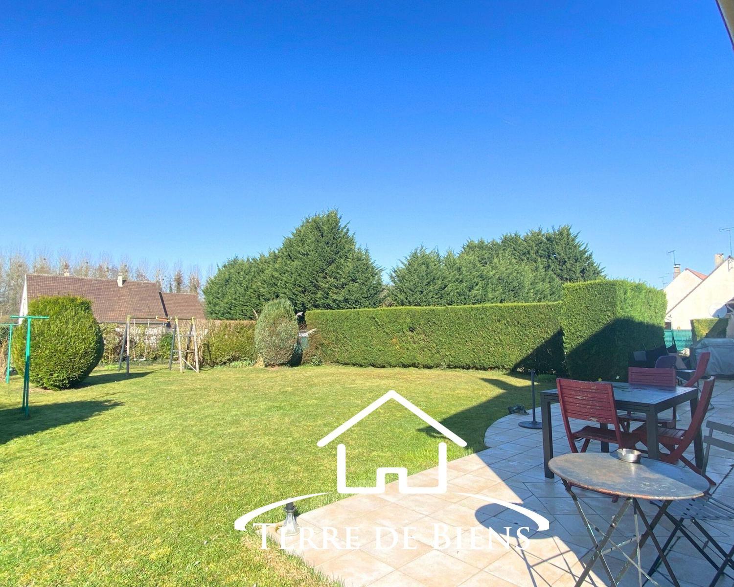 Maison - 111 m² - 5 pièces - Vic s/ Aisne