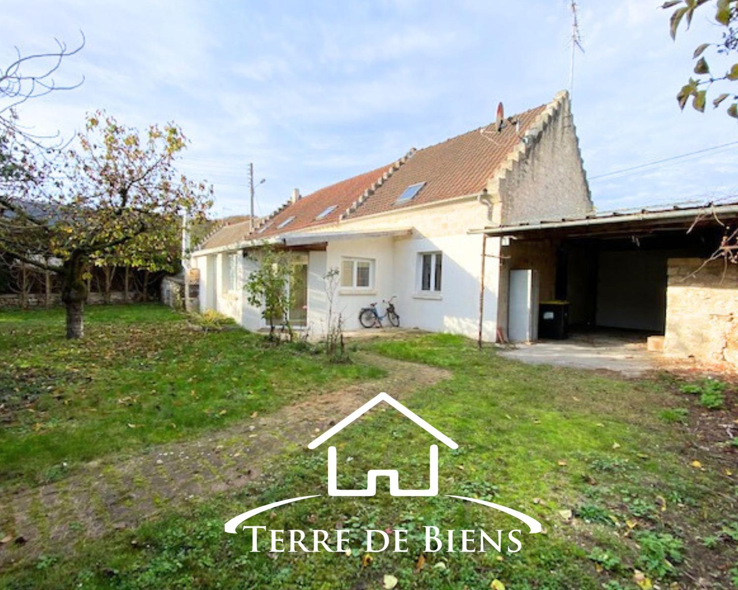 Maison - 170 m² - 9 pièces - Extérieur