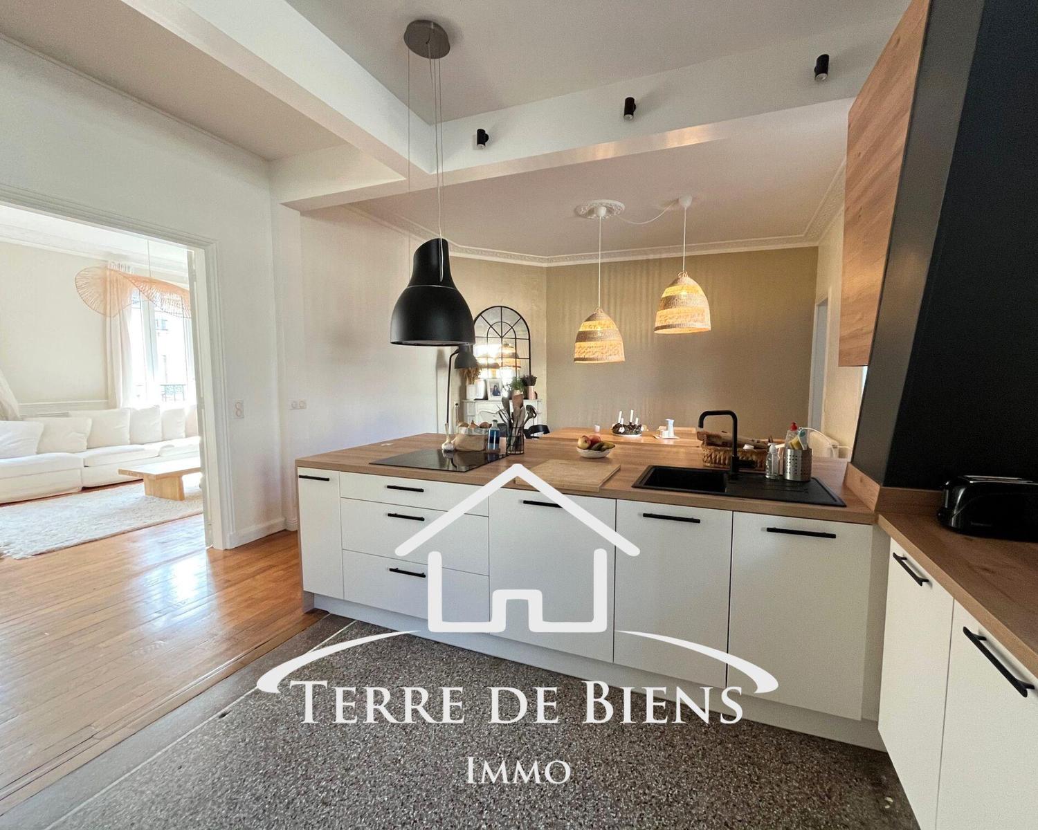 Appartement 5 pièces, 118m², Terrasse, Hypercentre de Soissons