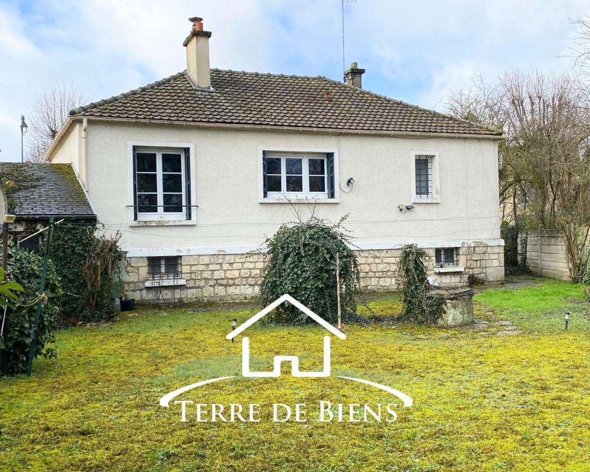 Maison - 88 m² - Jardin et double garage – Proche centre de Soissons