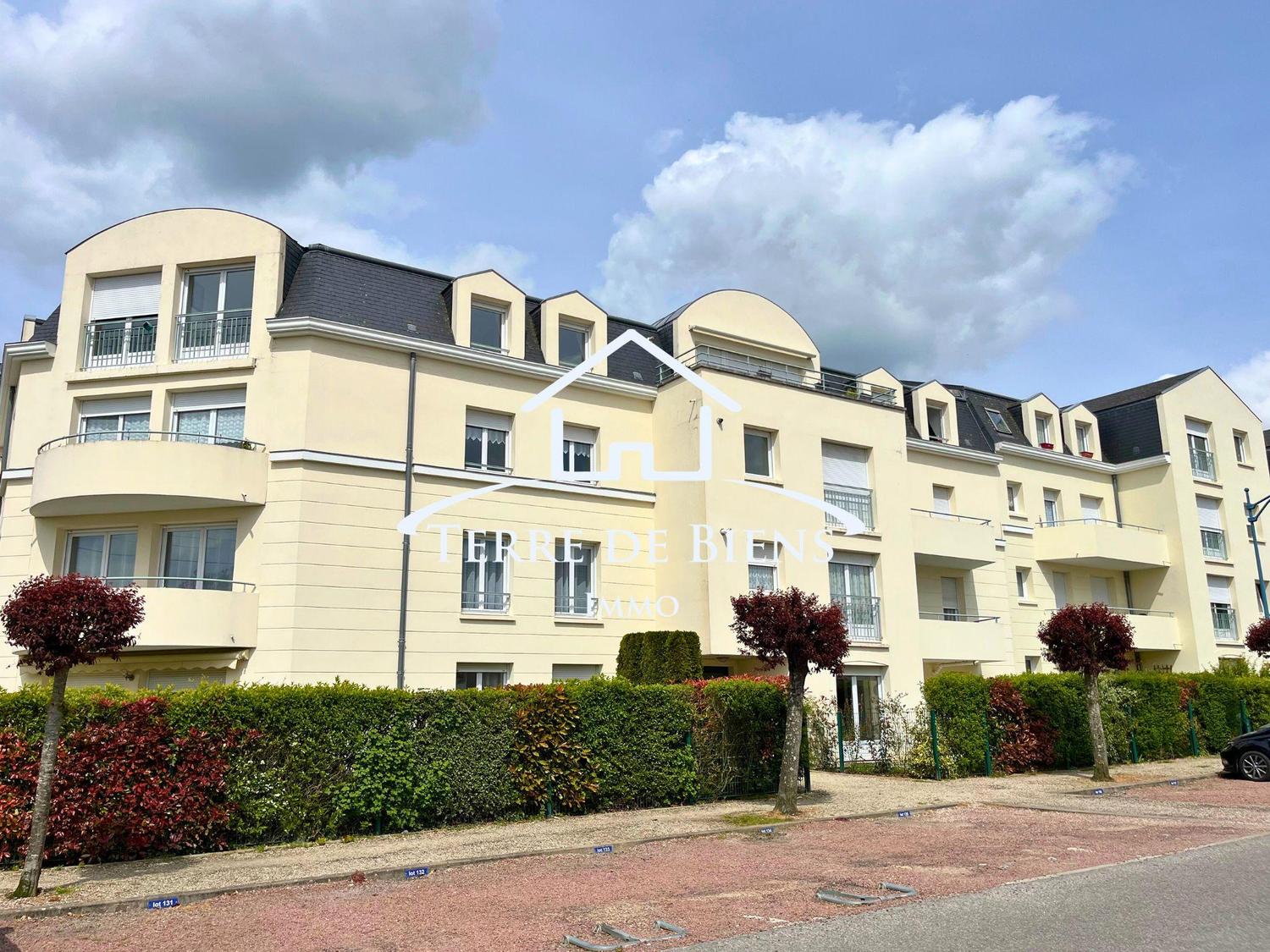 Appartement type 3 avec balcon et garage, VILLERS-COTTERÊTS