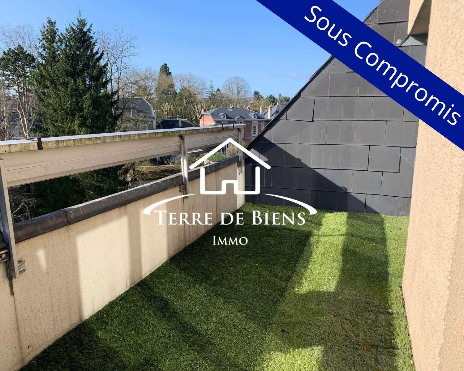 Appartement 5 pièces_99 m²_avec grand balcon et 2 places de parking _Soissons_Centre Ville_SOUS COMPROMIS DE VENTE